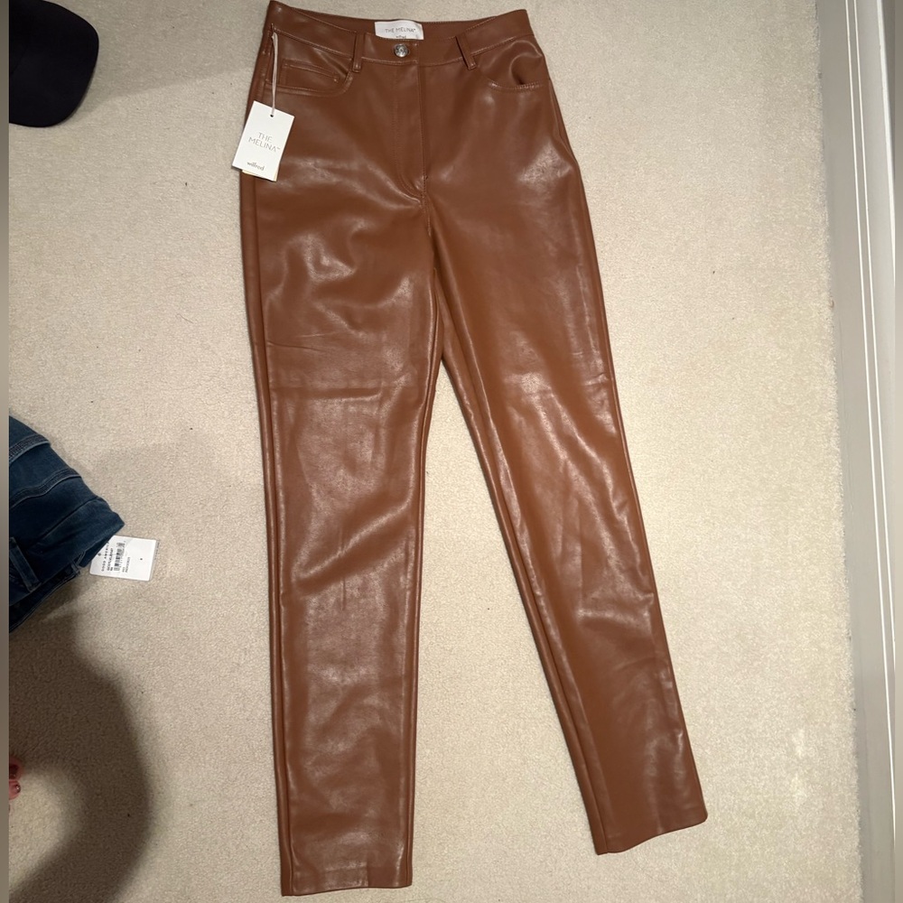 NWT aritzia Melina pants size 6 Caramel - Picture 3 of 7